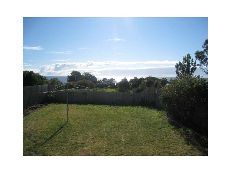 111 Main Street, Penguin TAS 7316