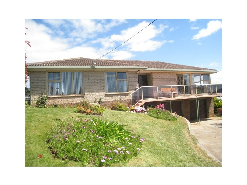 8 Lyndhurst Court, Penguin TAS 7316