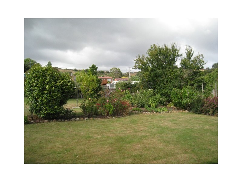 132 Main Street, Penguin TAS 7316