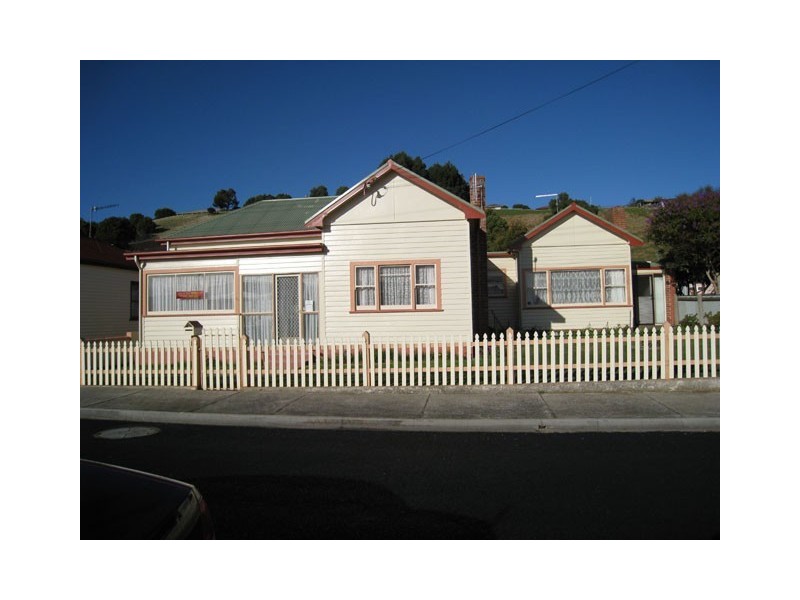 36 King Edward, Penguin TAS 7316