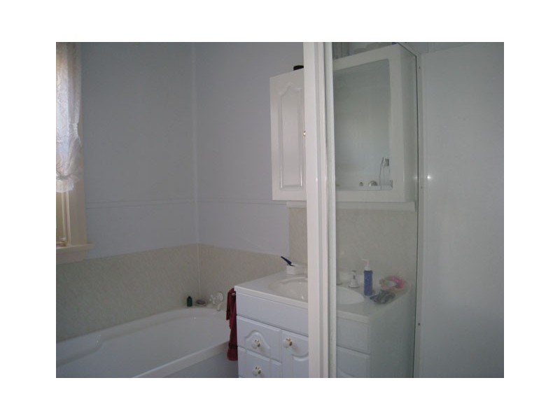 36 King Edward, Penguin TAS 7316