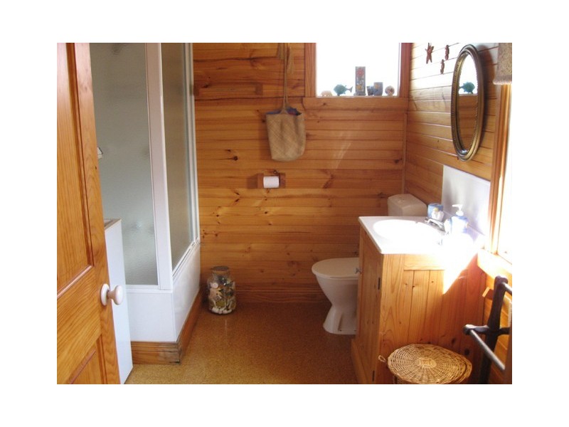27 Hawley Esplanade, Hawley Beach TAS 7307