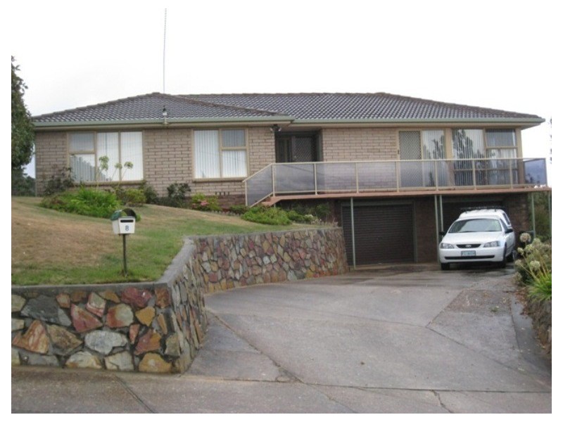 8 Lyndhurst Court, Penguin TAS 7316