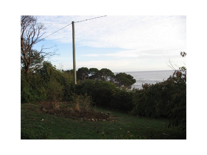 527 Penguin Road, Penguin TAS 7316