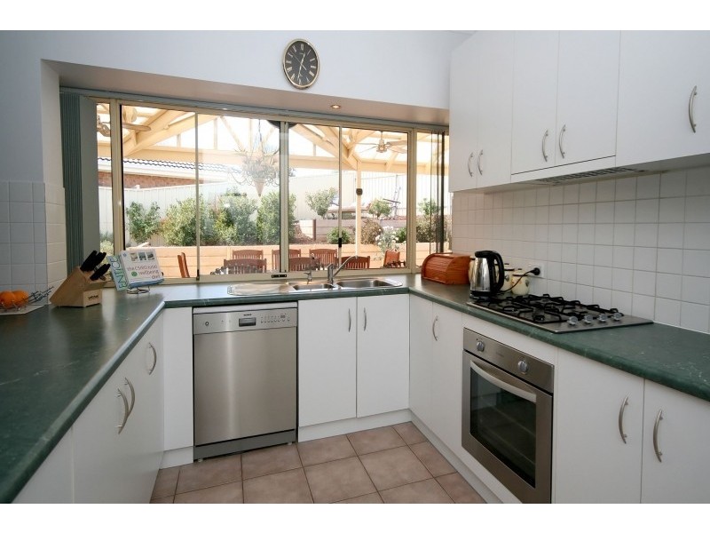 2 Warriparinga Avenue, Craigburn Farm SA 5051