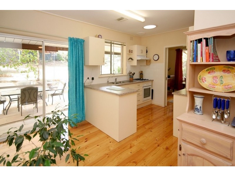 8 Anderson Avenue, Hawthorndene SA 5051