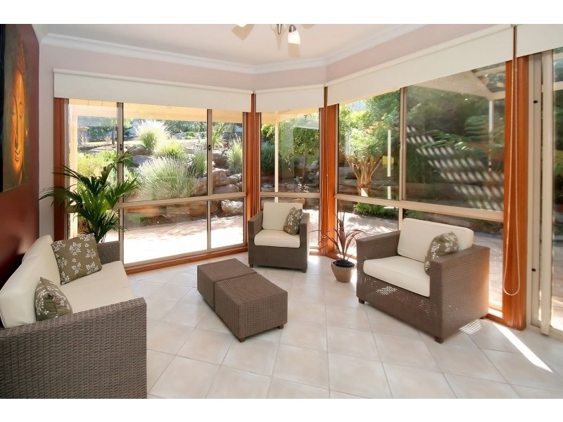 6 Woodlake Drive, Craigburn Farm SA 5051