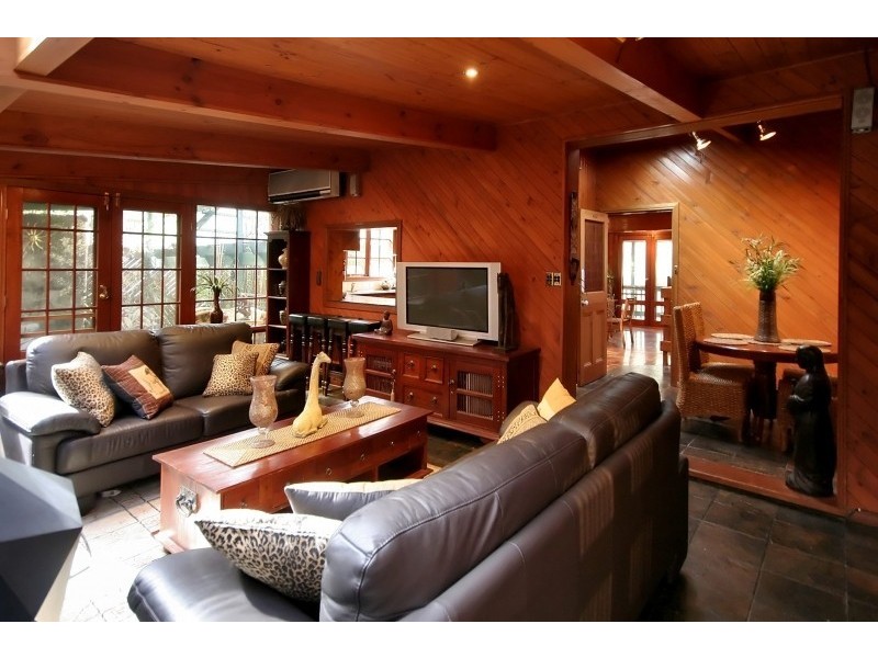 12A Glengarry Avenue, Glenalta SA 5052