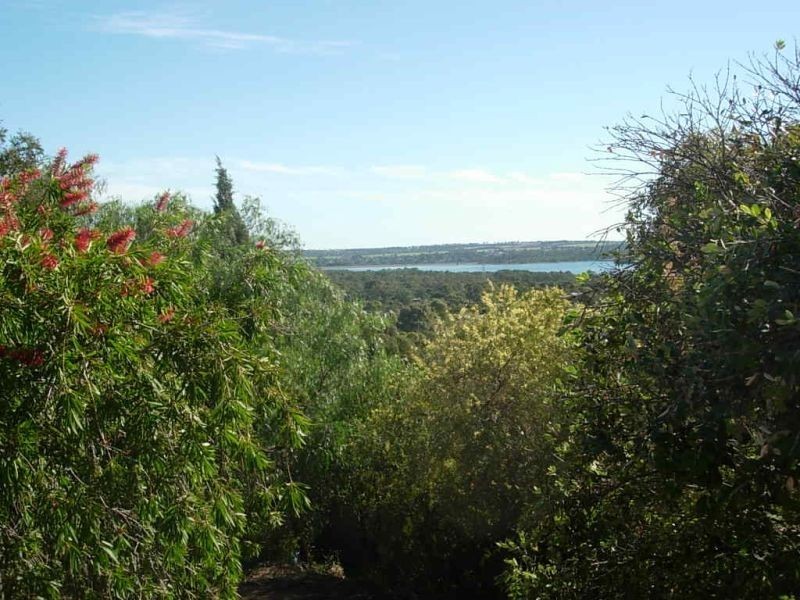 34 Maluka Drive, Happy Valley SA 5159