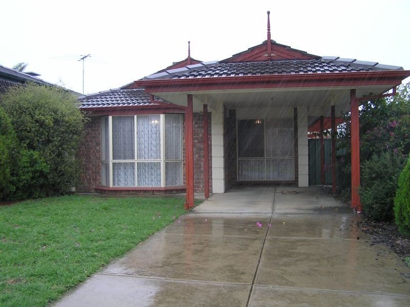 6 Bennett Close, Aberfoyle Park SA 5159