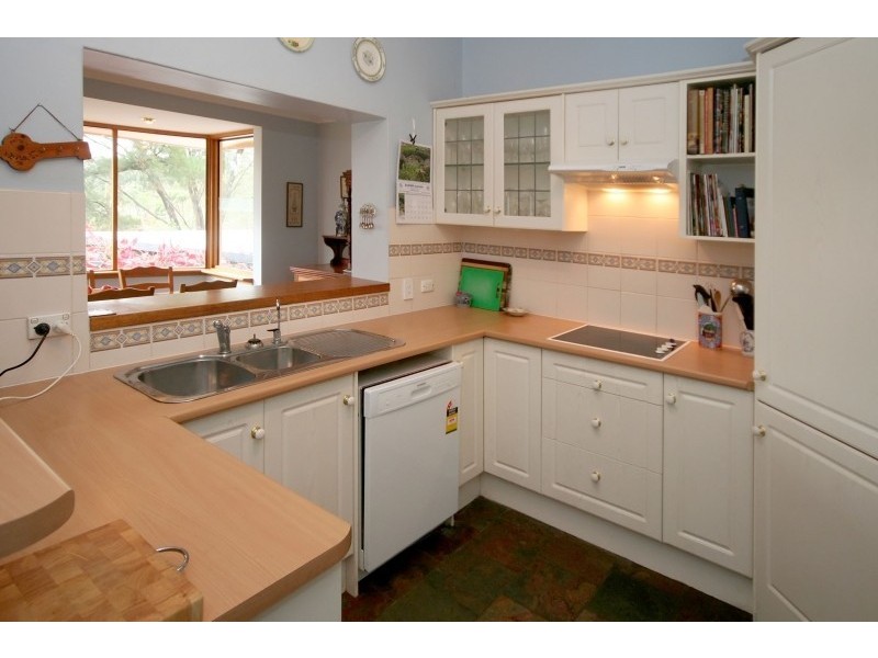 27 Batley Avenue, Hawthorndene SA 5051