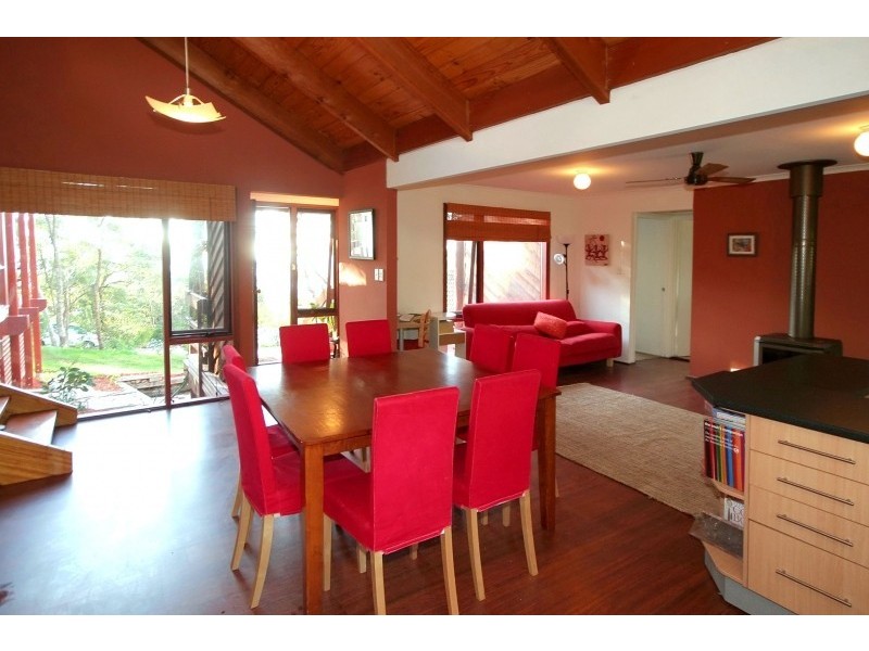 4 Nunyara Crescent, Belair SA 5052