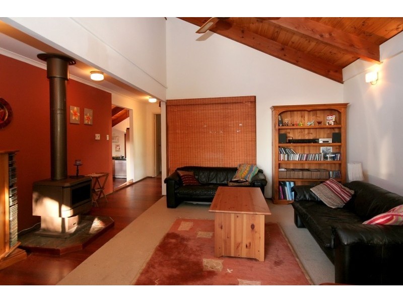 4 Nunyara Crescent, Belair SA 5052