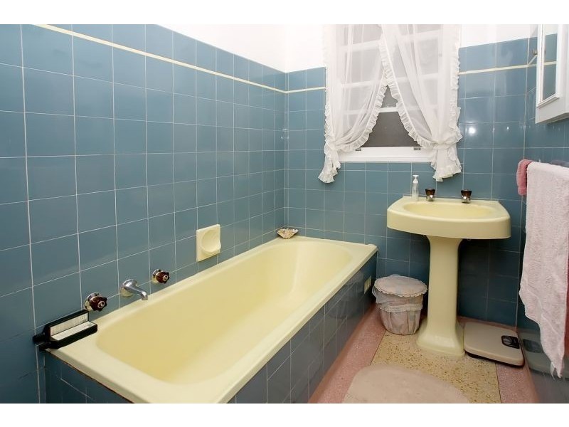 11 Louis Avenue, Hawthorndene SA 5051