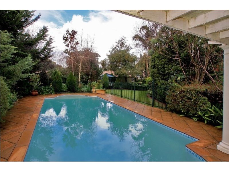 6 Rosella Close, Flagstaff Hill SA 5159