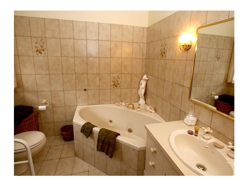 7 Hersey Court, Marion SA 5043
