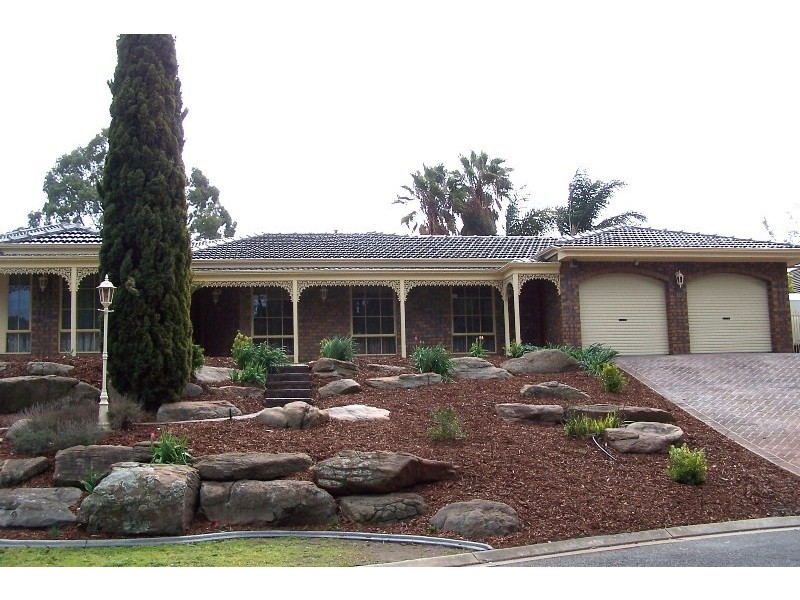 10 Palmyra Court, Flagstaff Hill SA 5159