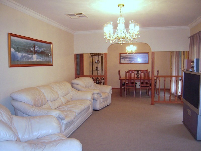 10 Palmyra Court, Flagstaff Hill SA 5159