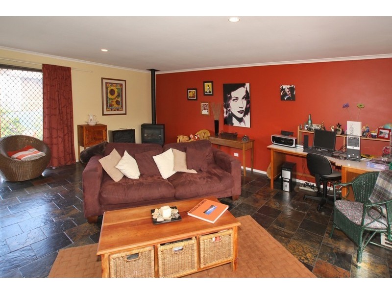 15 Chelsea Avenue, Flagstaff Hill SA 5159