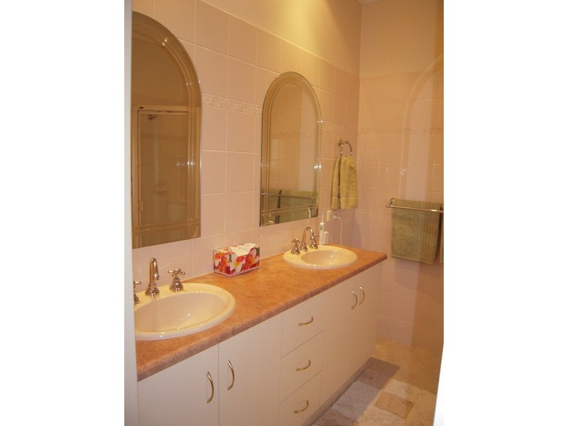 21 Appleberry Crescent, Craigburn Farm SA 5051