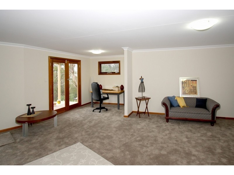 2 Winding Way, Belair SA 5052