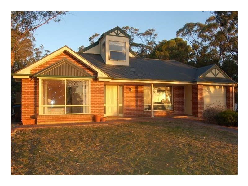 5 Para Street, Eden Hills SA 5050