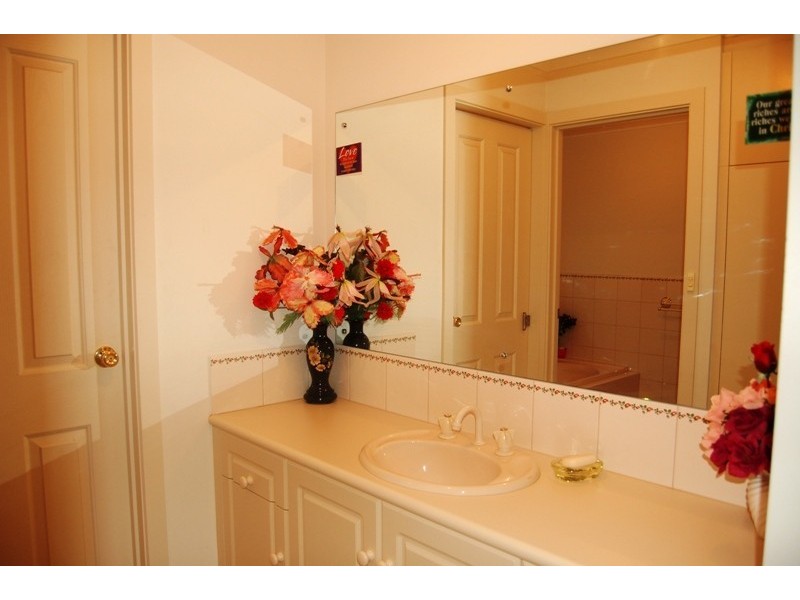 5 Para Street, Eden Hills SA 5050