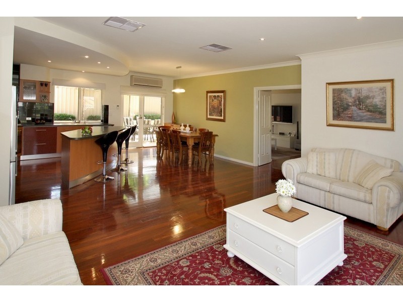 10 Dunsford Street, Craigburn Farm SA 5051