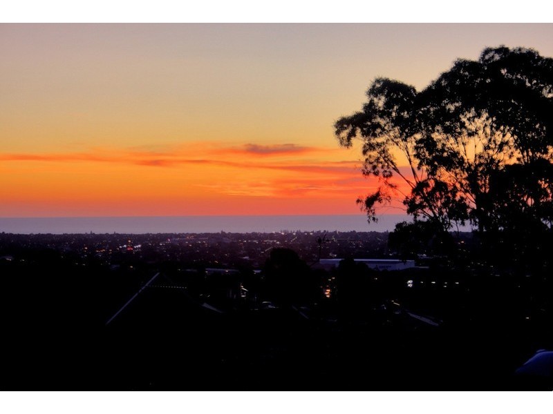 10 Kinnane Crescent, Pasadena SA 5042