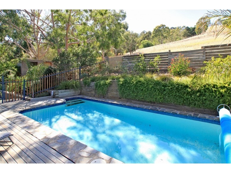 28 Oakdene Crescent, Coromandel Valley SA 5051