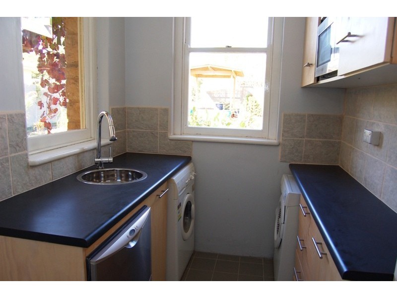 11 Highland Drive, Bellevue Heights SA 5050