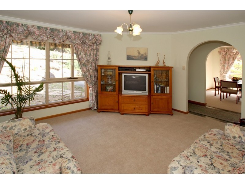 2 Grassmere Close, Coromandel Valley SA 5051