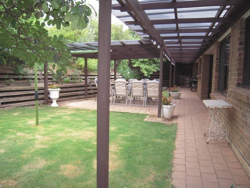 39 Woodlea Drive, Aberfoyle Park SA 5159