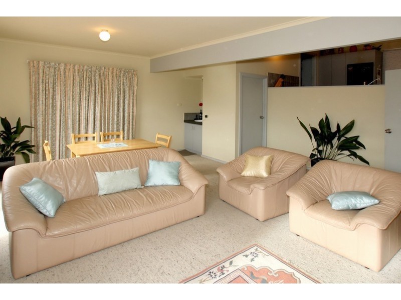 61 Hillcrest Drive (enter via Depindo Ave), Eden Hills SA 5050