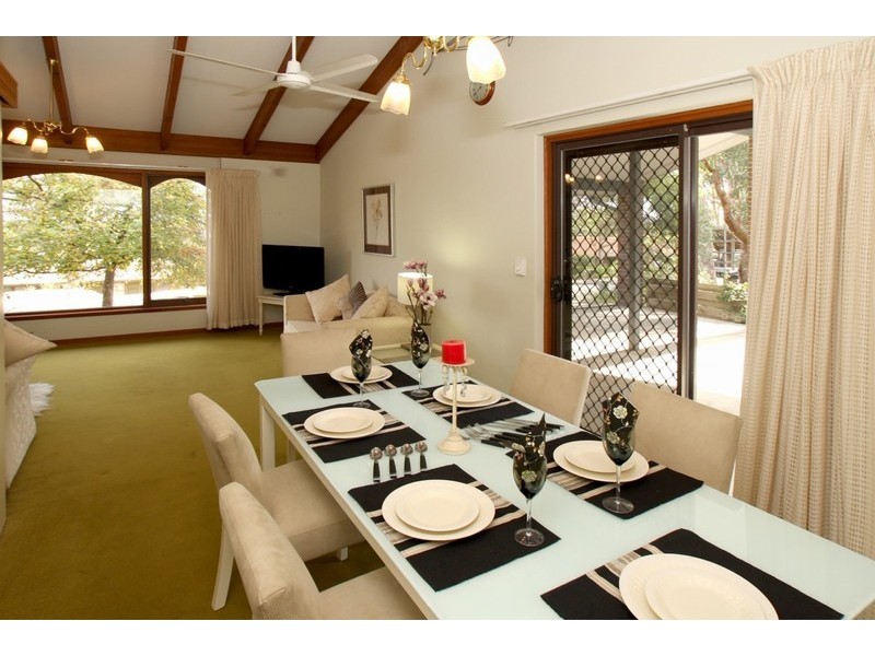 33 Barbara Crescent, Coromandel Valley SA 5051