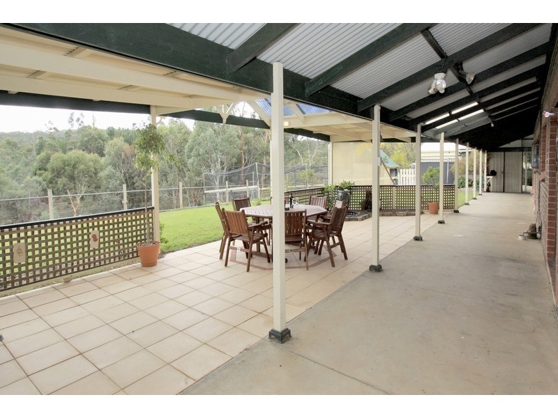 5 Allumba Drive, Ironbank SA 5153