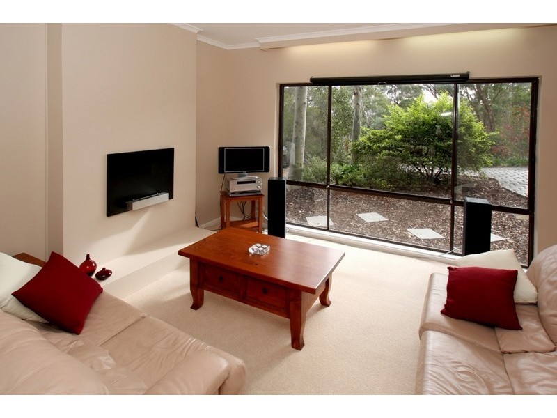 8 Scherer Avenue, Coromandel Valley SA 5051