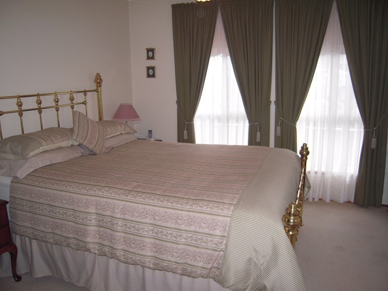 44 Jeanette Crescent, Aberfoyle Park SA 5159