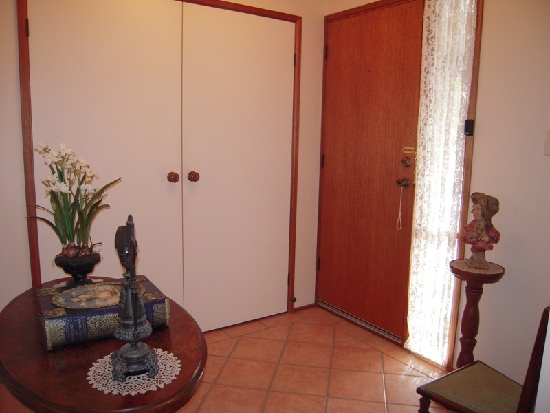 44 Jeanette Crescent, Aberfoyle Park SA 5159