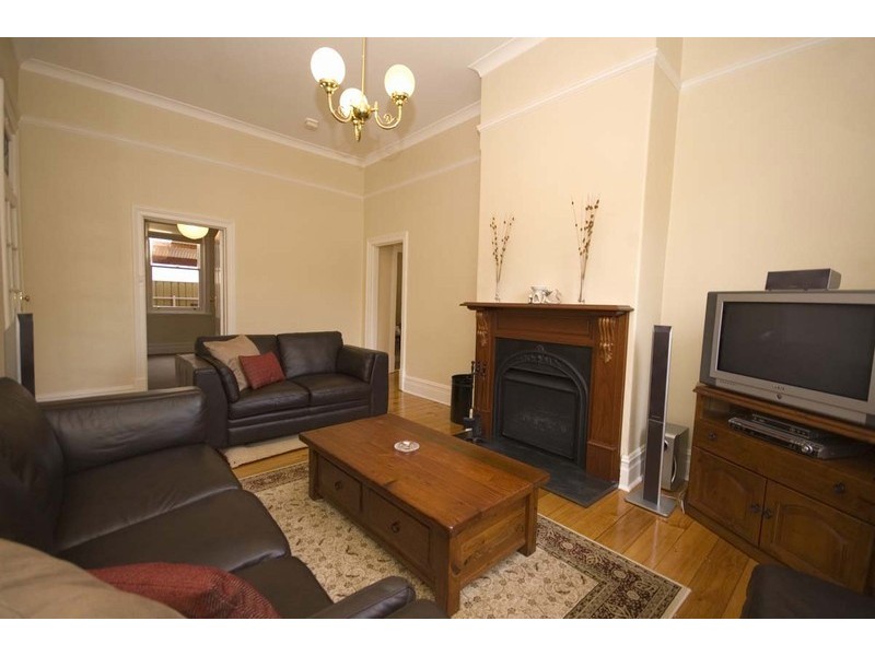 2 Hill Avenue, Cumberland Park SA 5041