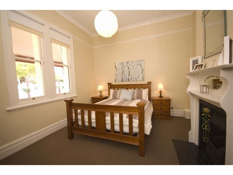 2 Hill Avenue, Cumberland Park SA 5041