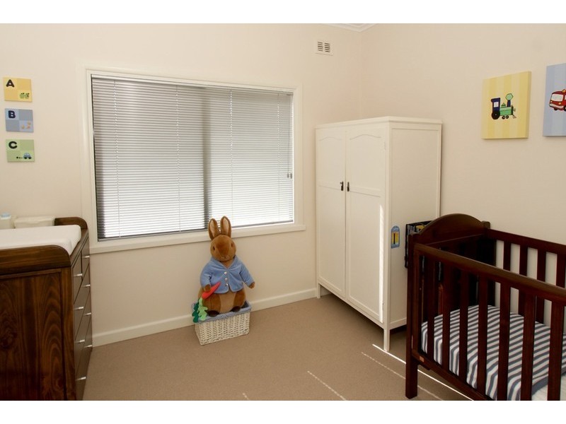 25 Nicolle Avenue, Hawthorndene SA 5051