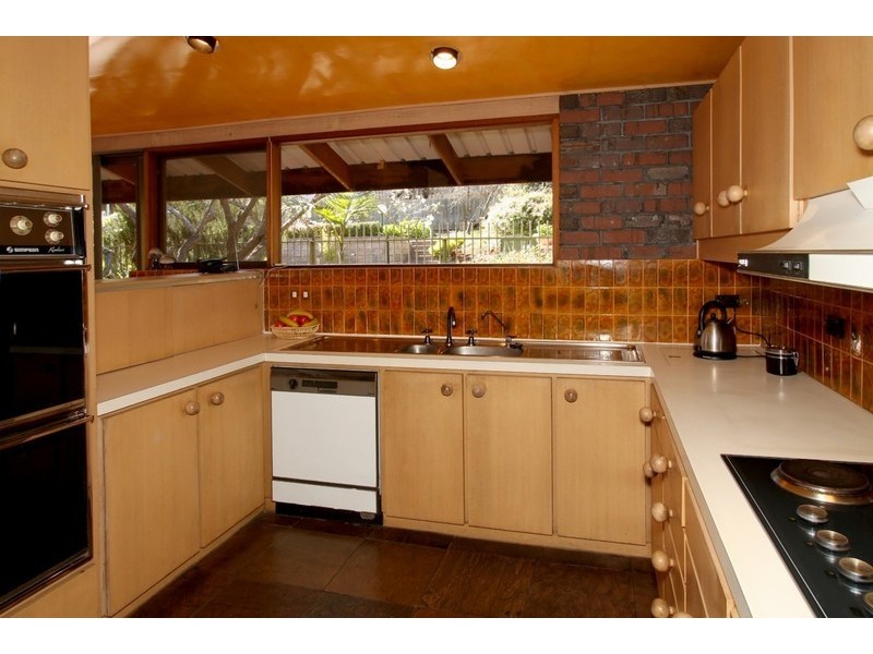 9 Surrey Street, Hawthorndene SA 5051