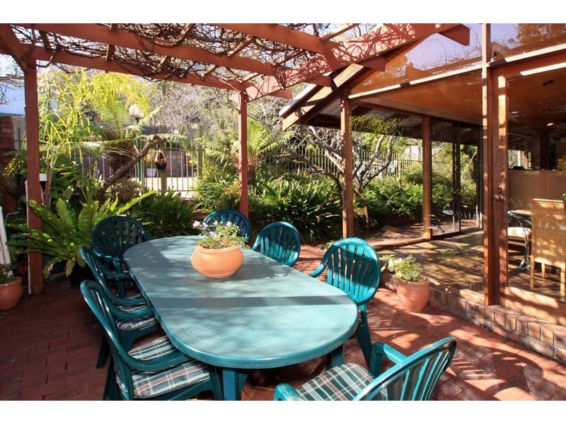 9 Surrey Street, Hawthorndene SA 5051