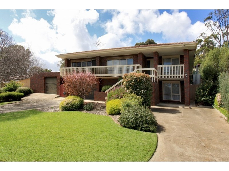 32 The Boulevard, Bellevue Heights SA 5050