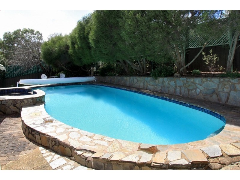 32 The Boulevard, Bellevue Heights SA 5050