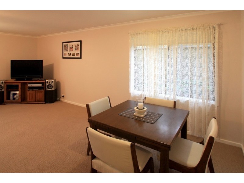 4 Blaxland Avenue, Woodcroft SA 5162