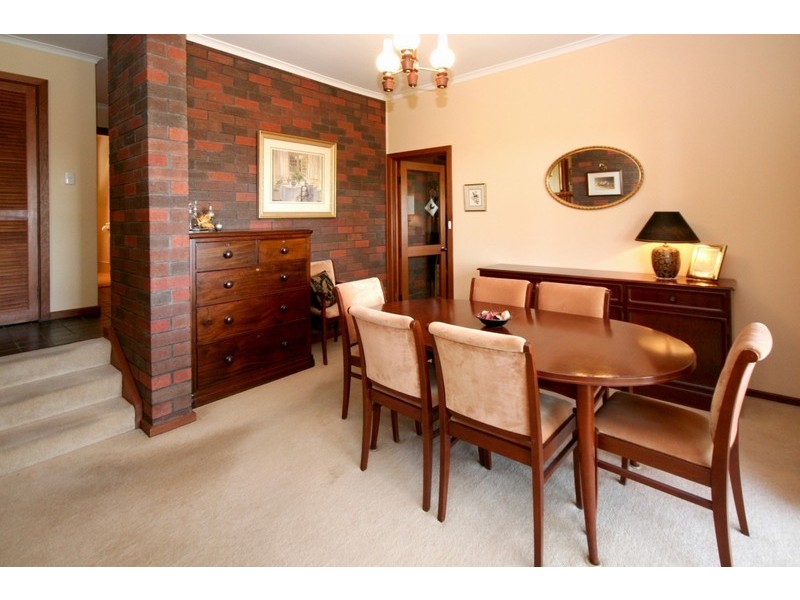 10 Kinnane Crescent, Pasadena SA 5042