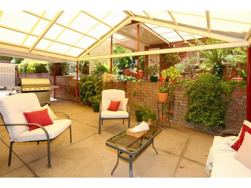 10 Kinnane Crescent, Pasadena SA 5042