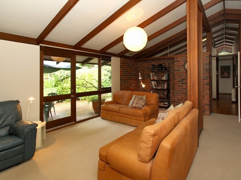 5 Oak Crescent, Hawthorndene SA 5051